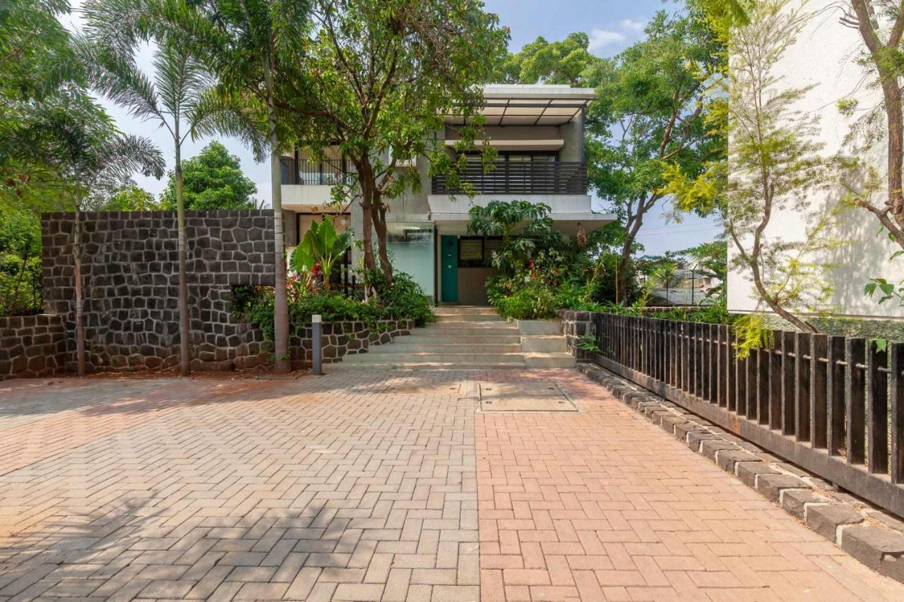 Villa Foresta By Stayvista With Modern Decor, Swimming Pool & Expansive Lawn For A Perfect Escape Lonavala Eksteriør bilde