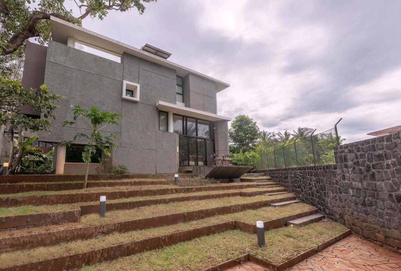 Villa Foresta By Stayvista With Modern Decor, Swimming Pool & Expansive Lawn For A Perfect Escape Lonavala Eksteriør bilde